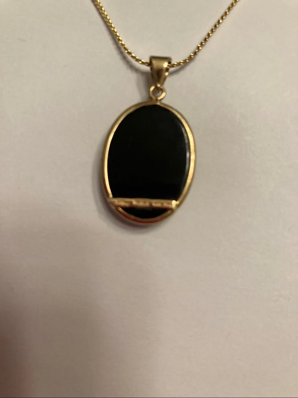 Mother and Child Cameo Necklace - Picture 2 of 4